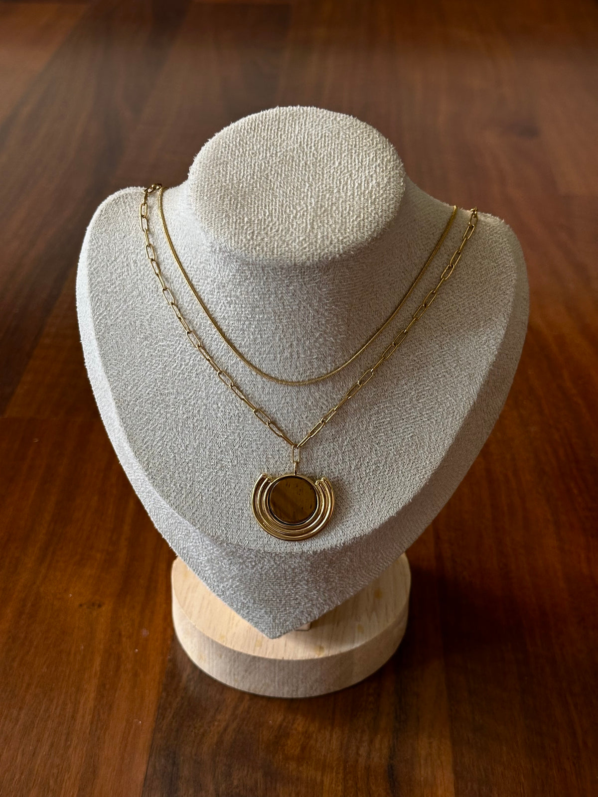 Collar Tierra