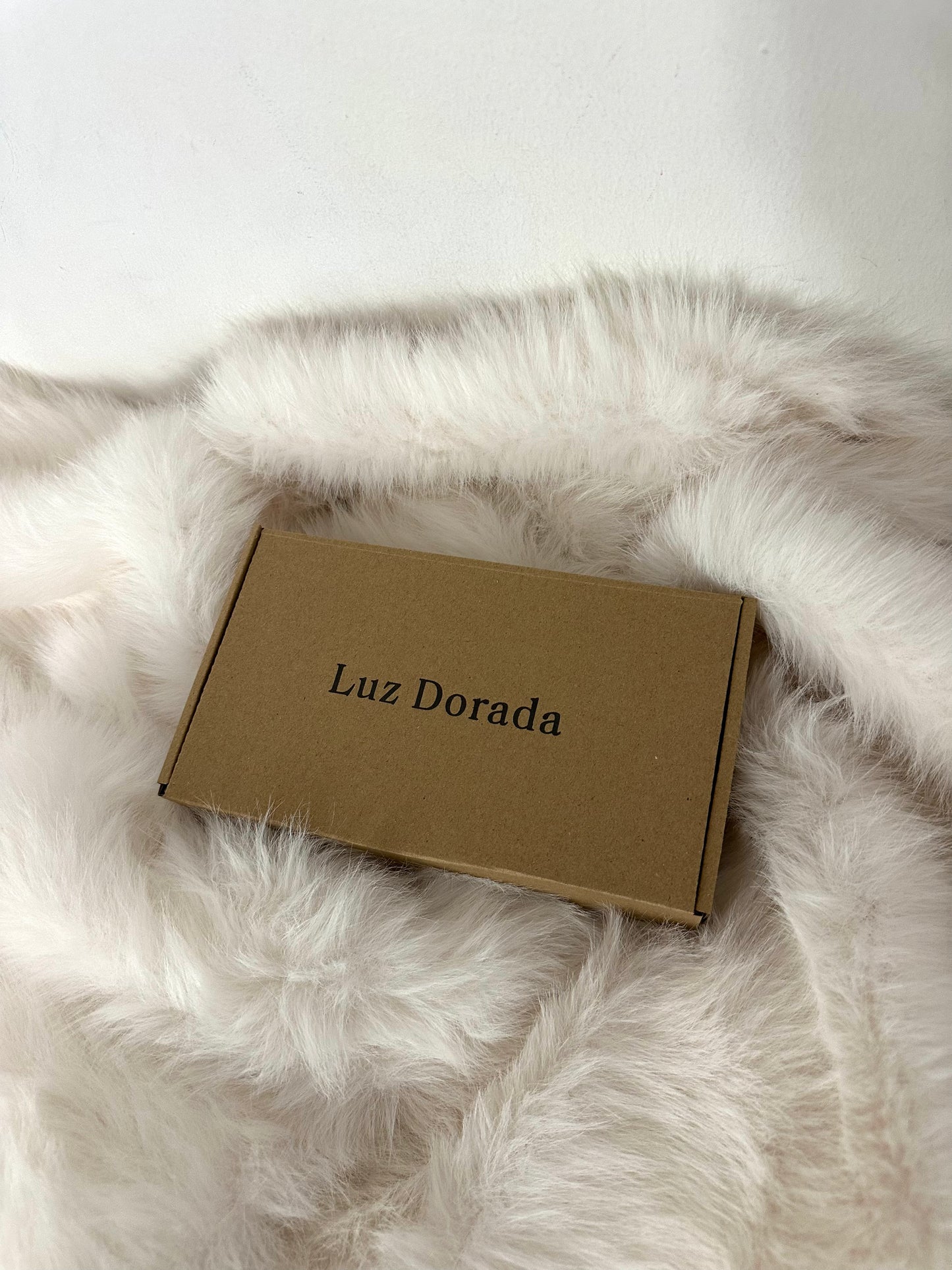 Mystery Box Luz Dorada