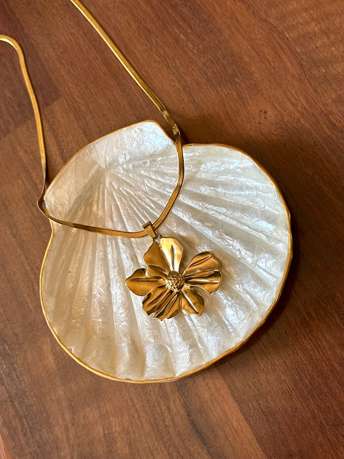 Collar Eos
