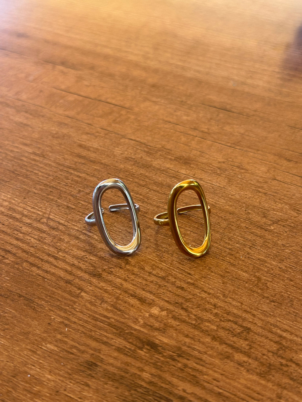 Anillo Milos