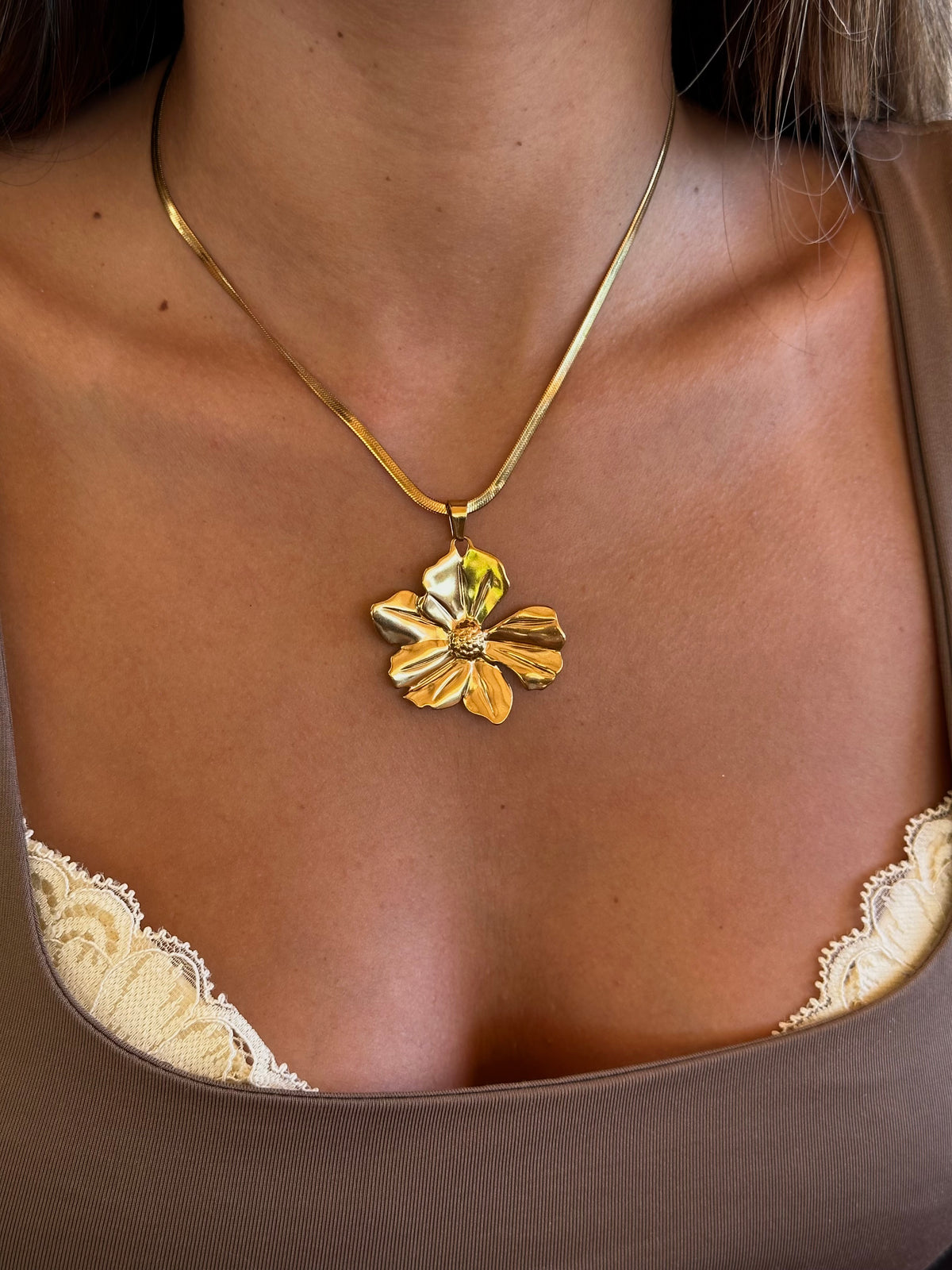 Collar Eos