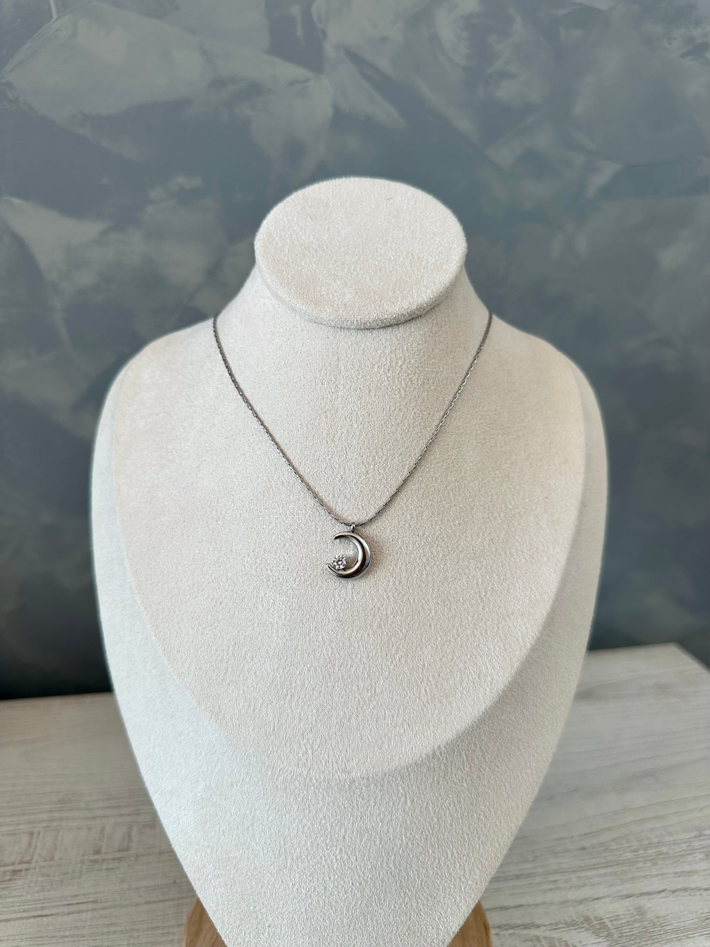 Collar Luna Brillante