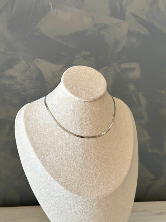 Collar Esencial Mini