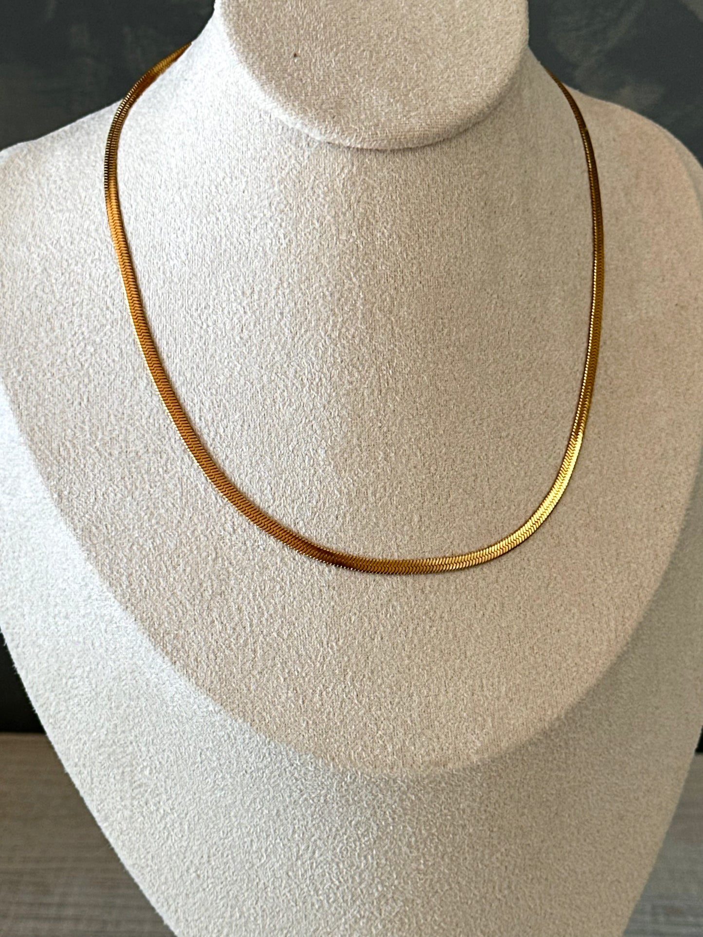 Collar esencial mini